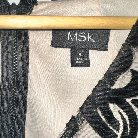 MSK Lace Bell Sleeve Dress - Picture 3 of 4